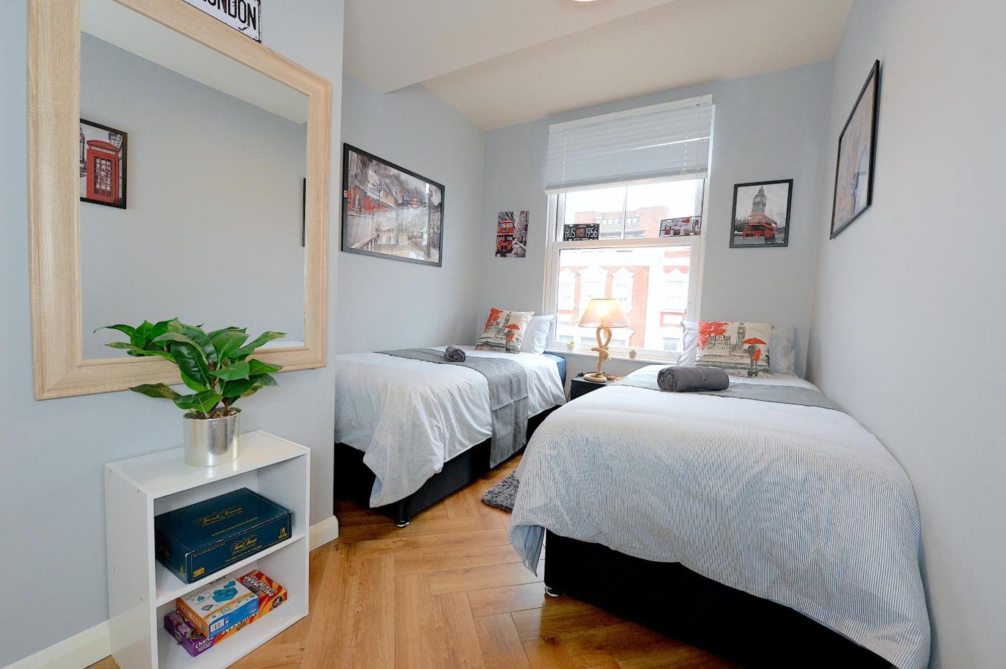 2 Bedroom Flat In Wood Green Piccadilly Line Londres Extérieur photo